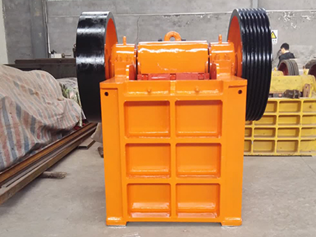 反擊式破碎機、錘式破碎機和顎式破碎機的區別